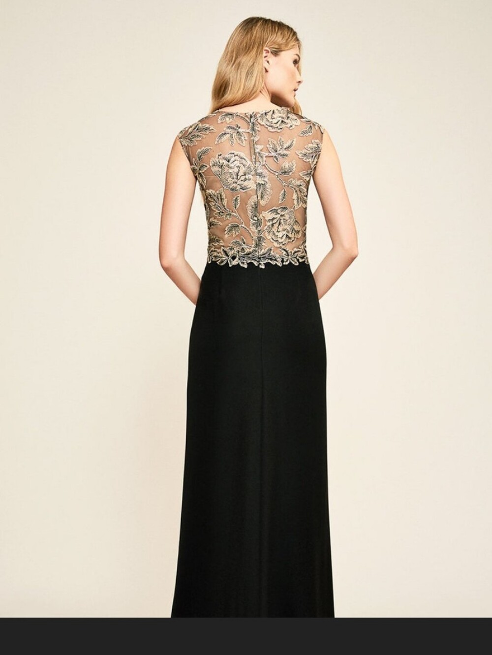 Amel Evening Gown - Picture 2 of 11